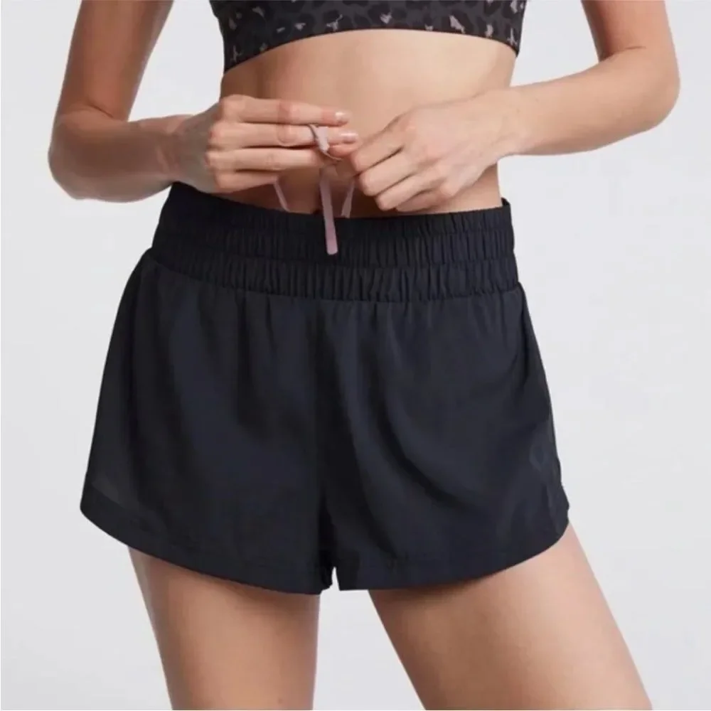 Varley kallin running shorts black NWT - Picture 1 of 6